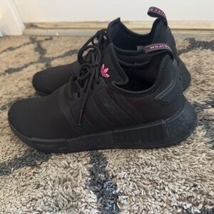 Adidas NMD black women’s 9